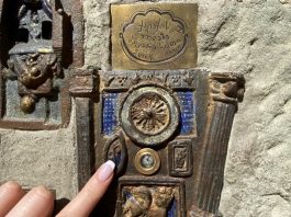 Интересные факты о Тбилиси Самые маленькие башенные часы - Тбилиси