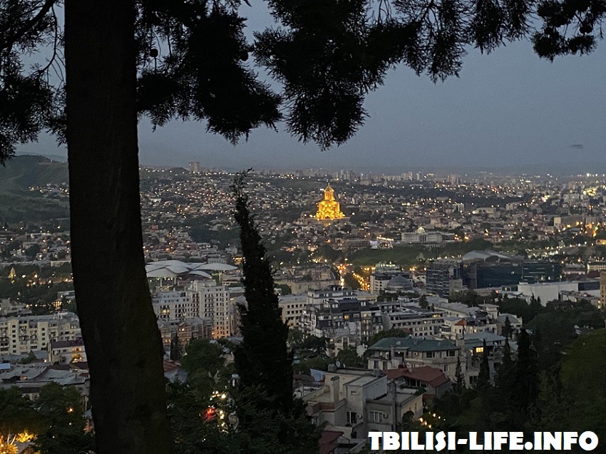 Вид на город Тбилиси